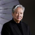 “首先爱奇艺在色彩上进行了优化，也从原片每秒24帧，插帧到了60帧，还把原来的单声道处理成了全景声。